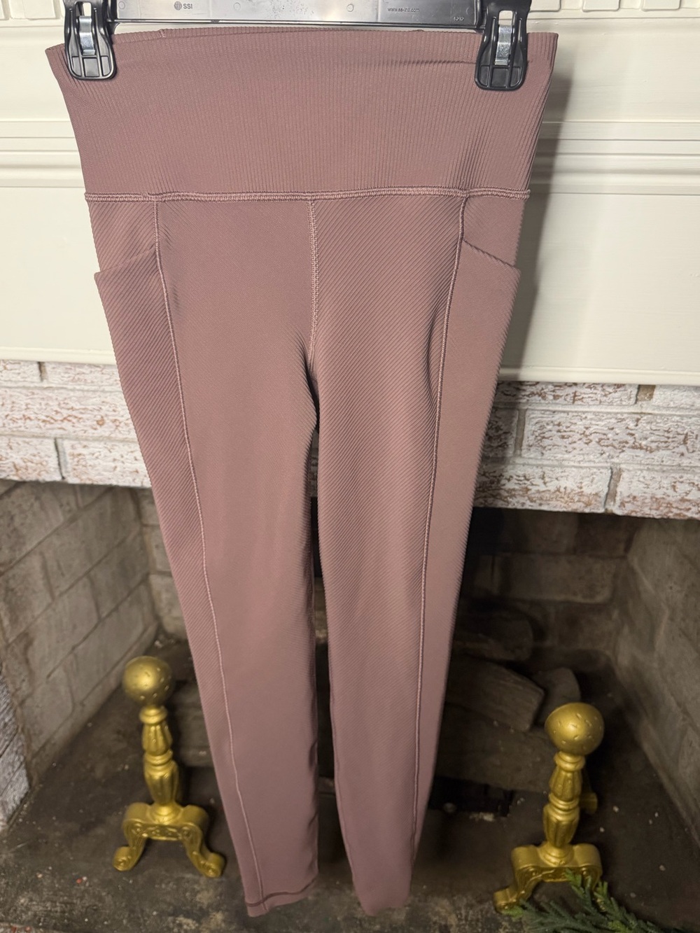Athleta Salutation Stash Rib Mix Tight Leggings Mauve Pink XS
